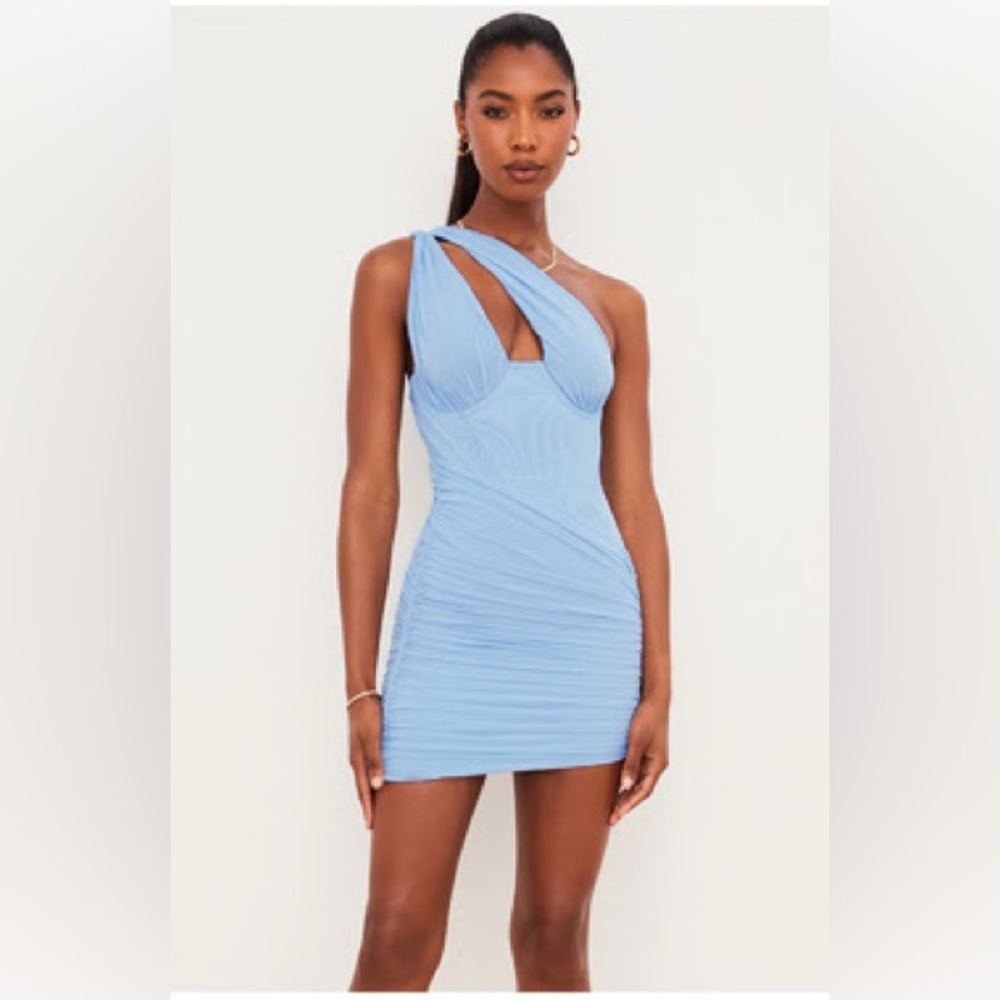 NEVER WORN! House of CB CLEMENTINE BABY BLUE CUTOUT MINI DRESS
SIZE D-E CUP